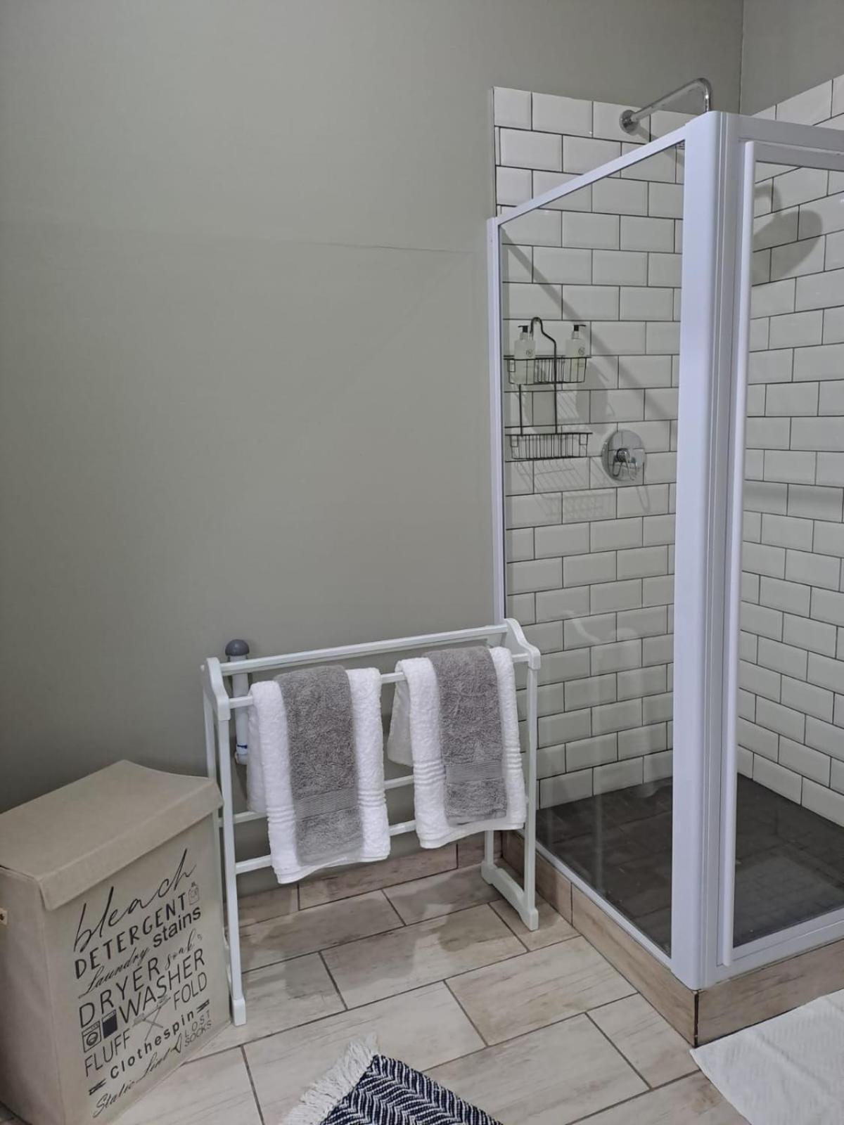 Happy Daze Apartment สเวลเลนดาม ภายนอก รูปภาพ